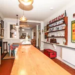 The Merchant's Store Apartamento