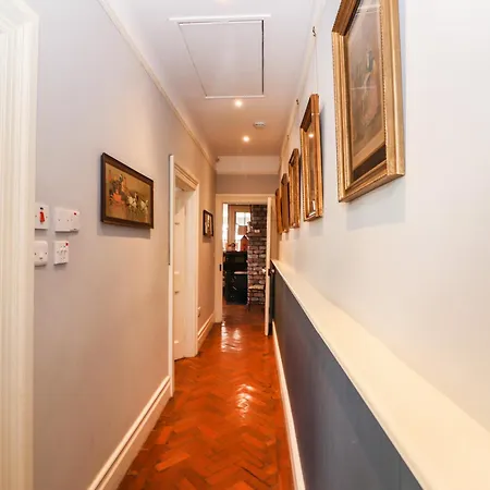 The Merchant's Store Apartment Kilrush